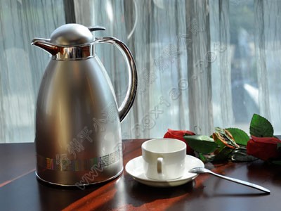 718A��ɫƿ��