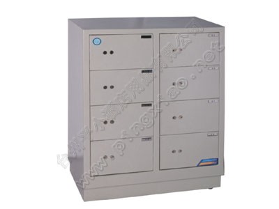 8M������