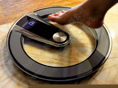 890����Բ�β������ӳ�