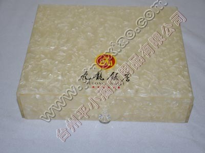 �ǿ�����Ʒ��282165��ֱ������ƻƣ�